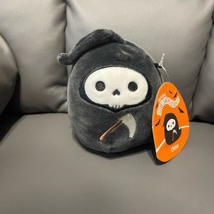 Squishmallow Otto the grim reaper